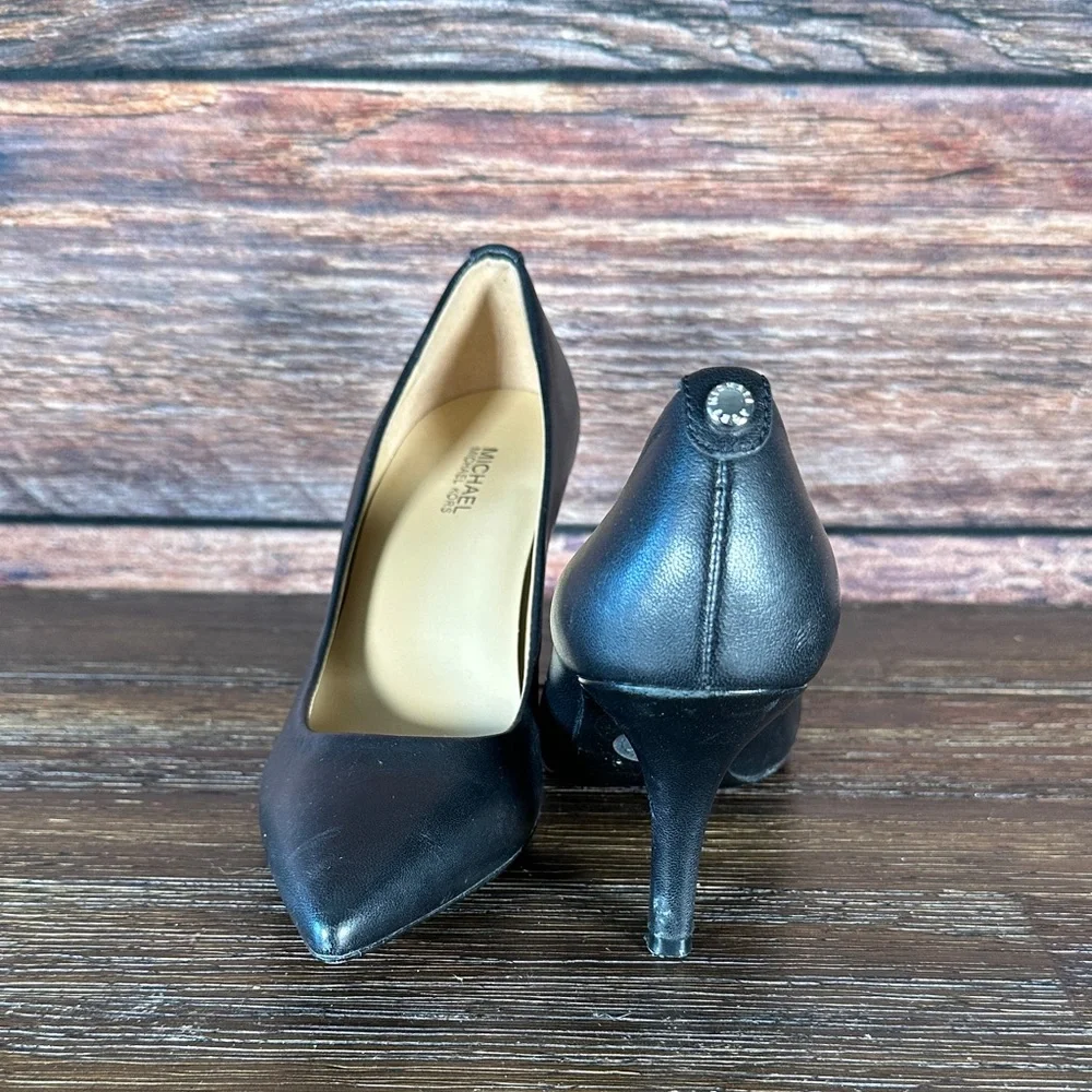 Michael Kors Classic Black 3 inch Heels!